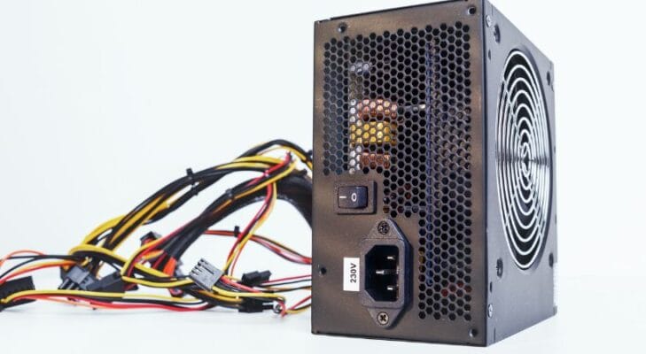 Các chức năng cơ bản của máy tính mà bạn nên biết 18 Bộ Nguồn (PSU)