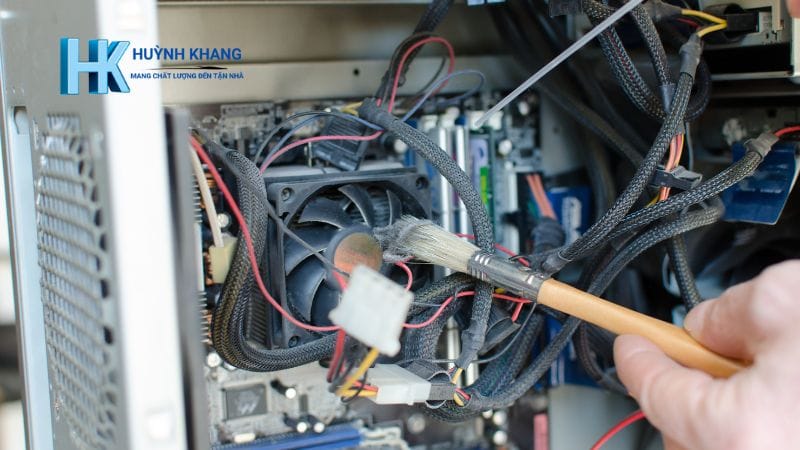 Vệ Sinh Máy Tính Quận 2 - Nhanh chóng, Uy tín, Giá rẻ 11 Vì sao nên chọn dịch vụ vệ sinh máy tính tại Huỳnh Khang?