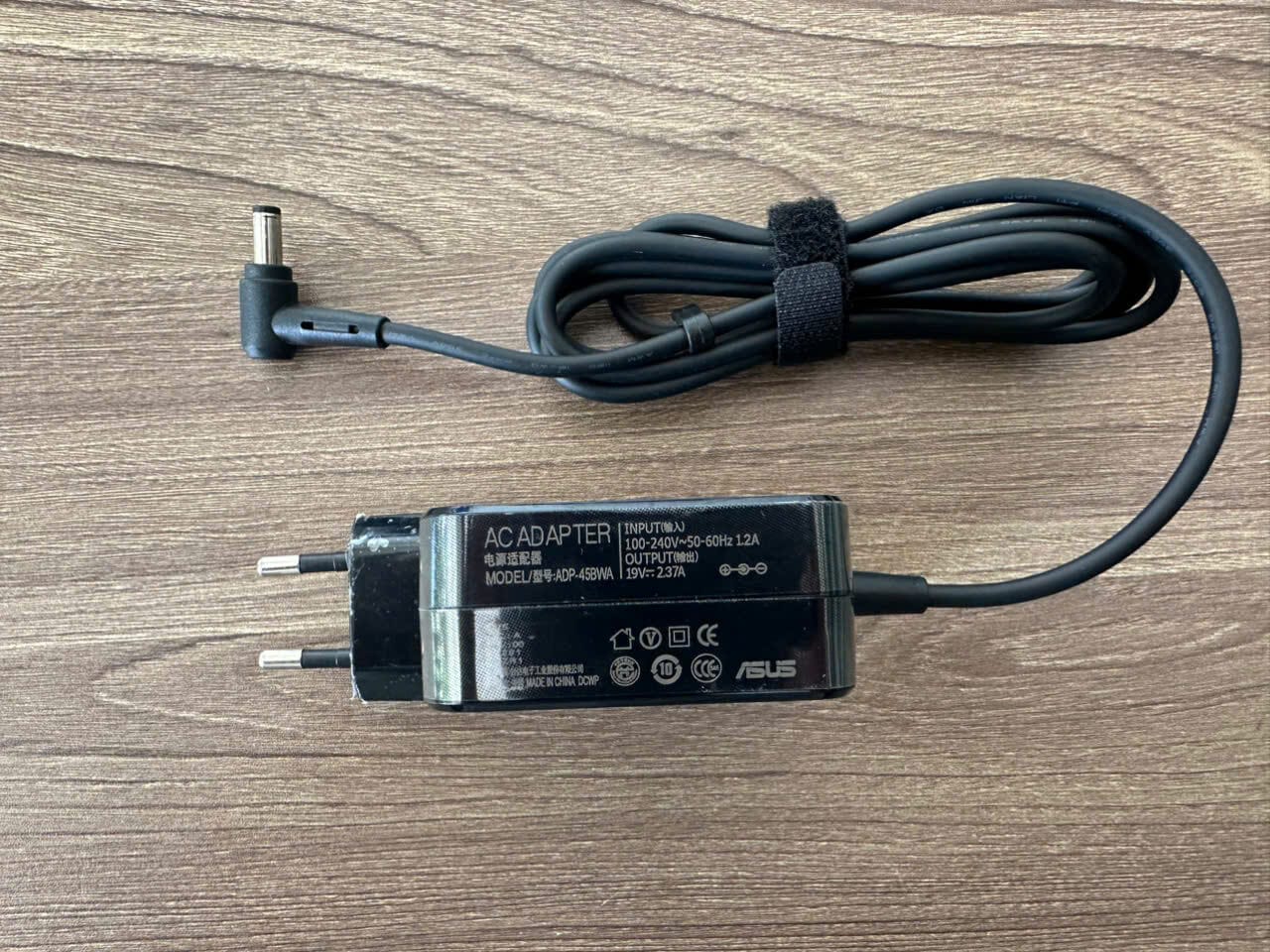 Sạc Laptop ASUS 45W - 2.37A - Chân Thường 5.5 x 2.5mm (Vuông Zin) 4 Sạc Laptop ASUS 45W - 2.37A - Chân Thường 5.5 x 2.5mm (Vuông Zin) - Ảnh 4