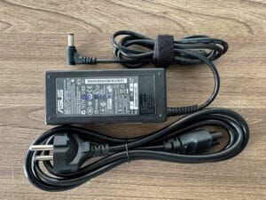 Alternative view of Sạc Laptop ASUS 65W - 3.42A Chân Thường 5.5 x 2.5mm (Chữ Nhật Zin)
