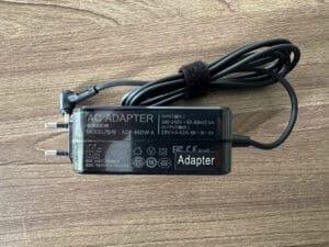 Sạc Laptop ASUS 65W - 3.42A Đầu Kim 4.5 x 3.0mm (vuông zin) 8 Sac Laptop ASUS 65W 3.42A Dau Kim 4.5 x 3 2
