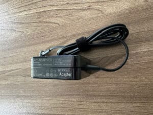 Sạc Laptop ASUS 65W - 3.42A Đầu Kim 4.5 x 3.0mm (vuông zin) 11 Sac Laptop ASUS 65W 3.42A Dau Kim 4.5 x 3 6