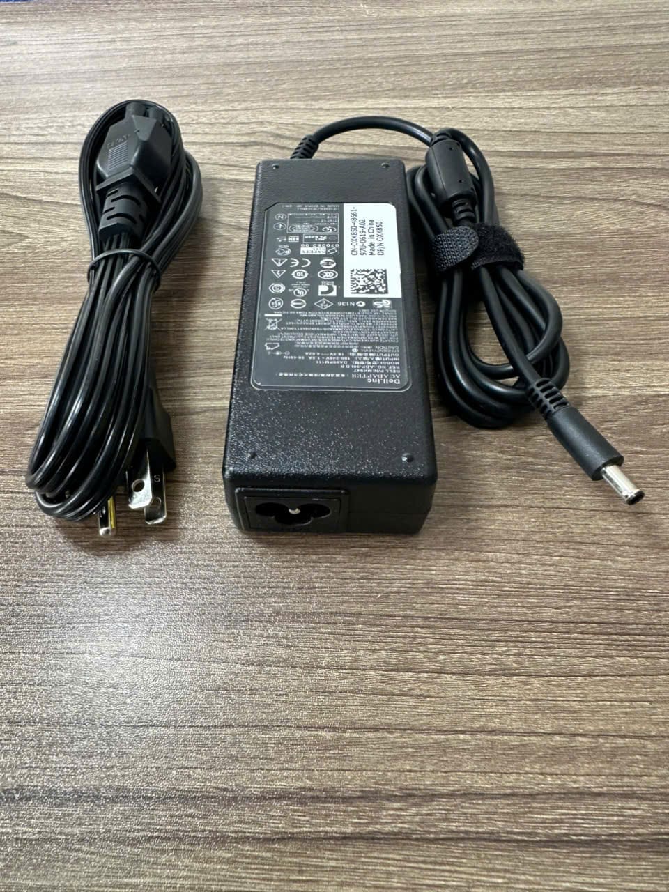 Sạc Laptop Dell 19.5V 4.62A (Dc Size: 4.5*3.0 kim nhỏ) 3 Sạc Laptop Dell 19.5V 4.62A (Dc Size: 4.5*3.0 kim nhỏ) - Ảnh 3