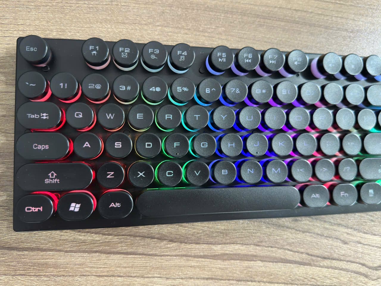 Bàn phím T-Wolf T80 Đen Retro Punk Rainbow Gaming 2 Bàn phím T-Wolf T80 Đen Retro Punk Rainbow Gaming - Ảnh 2