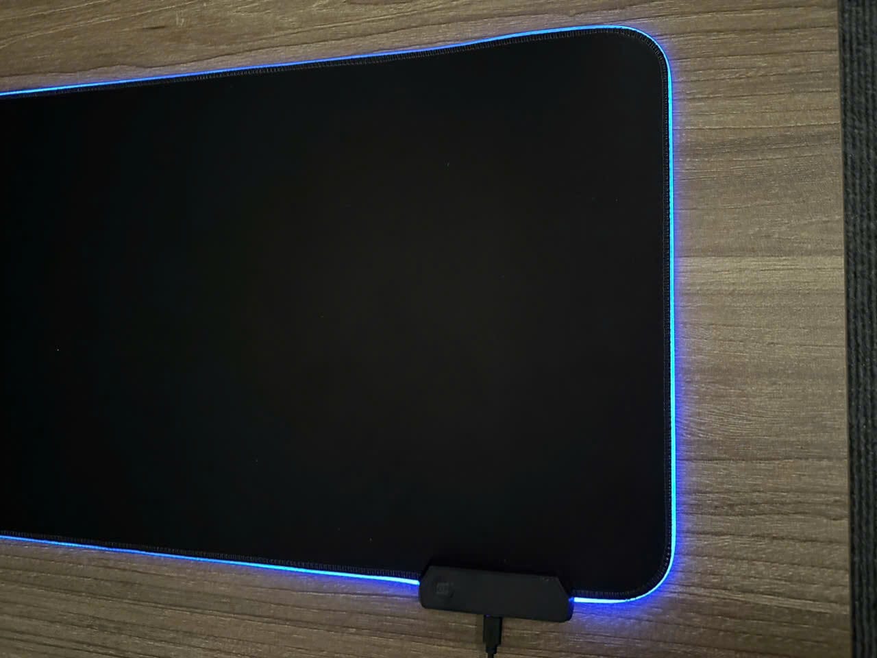Pad Chuột Gaming LED RGB Size XL - 300*800*4mm 9 Pad Chuột Gaming LED RGB Size XL - 300*800*4mm - Ảnh 9
