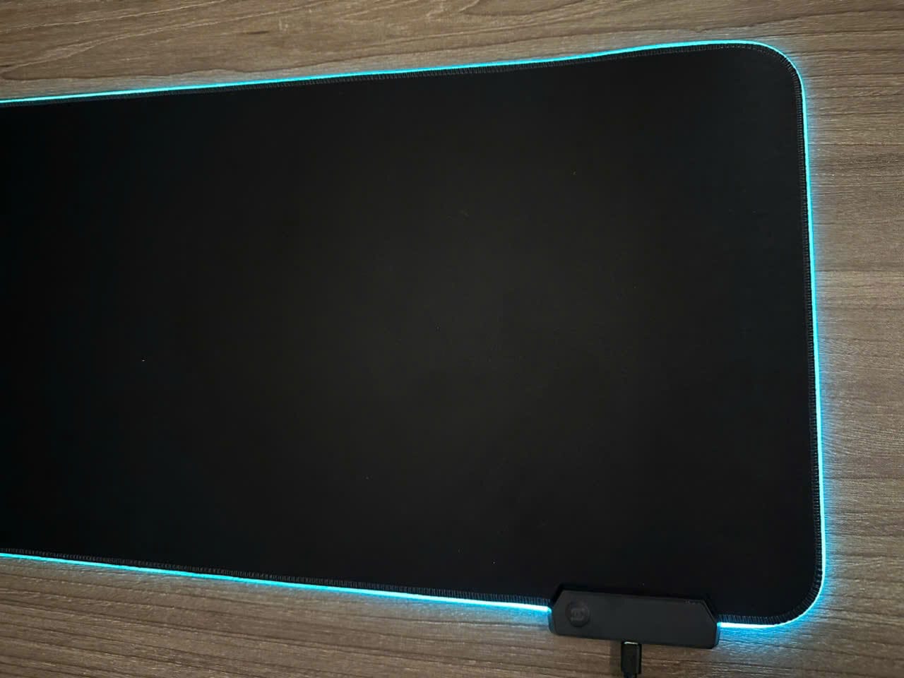 Pad Chuột Gaming LED RGB Size XL - 300*800*4mm 6 Pad Chuột Gaming LED RGB Size XL - 300*800*4mm - Ảnh 6